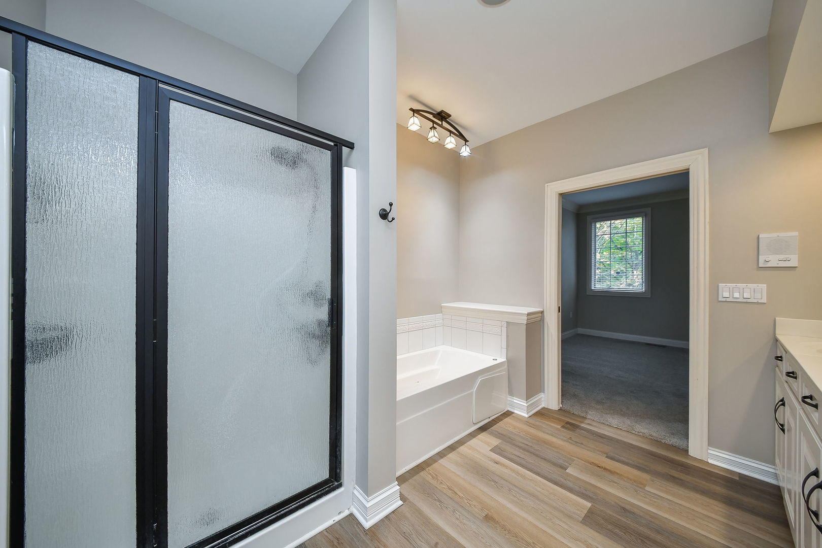 325 Delnor Glen Drive, Unit 325 St. Charles, IL 60174 - Photo 11 of 19