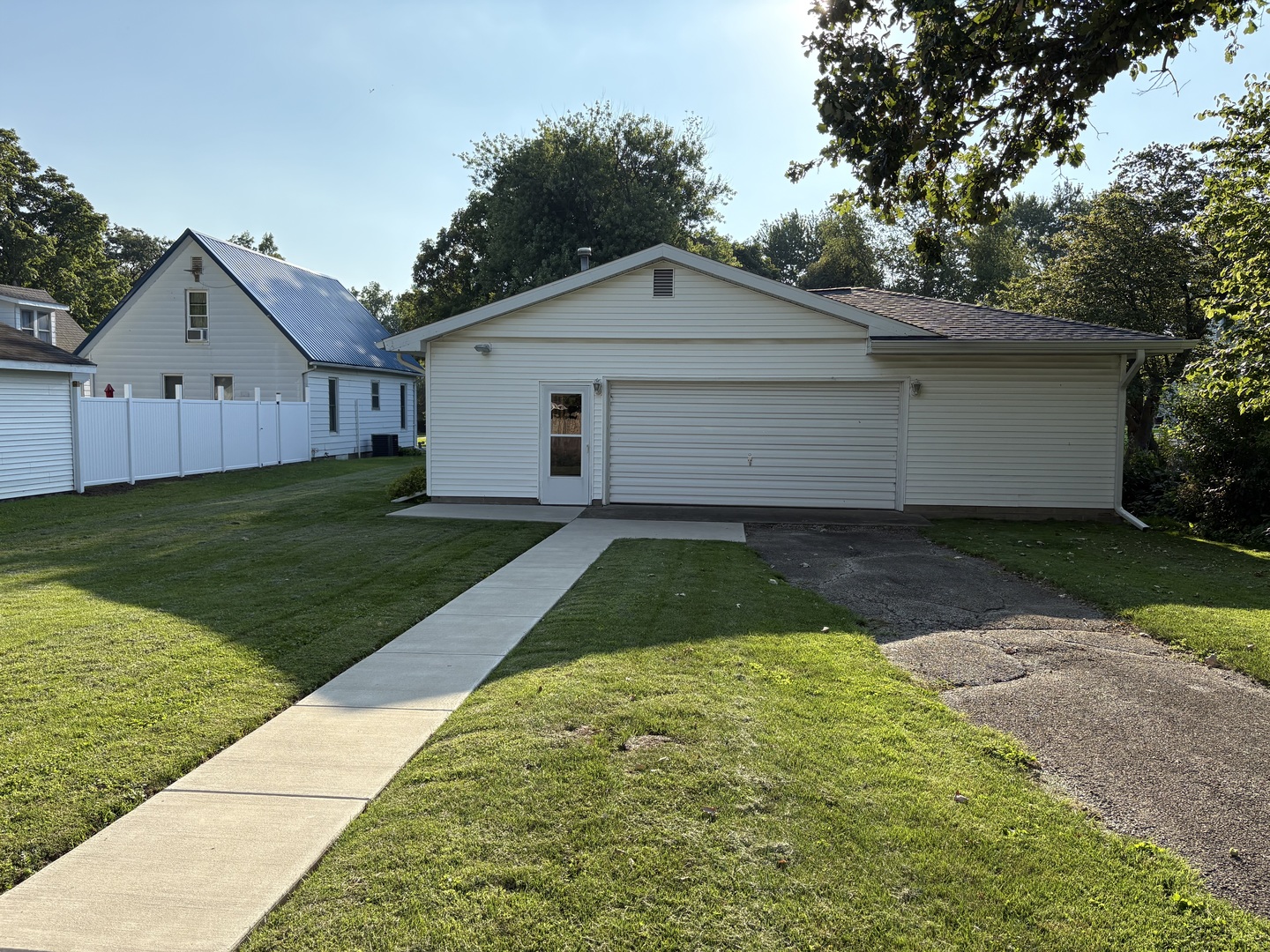 510 North Maple Avenue Minier, IL 61759 - Photo 14 of 18 Gallery Image 14