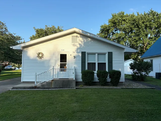 $142,000 | 510 North Maple Avenue, Minier, IL 61759