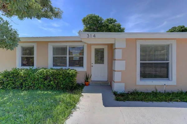$490,500 | 314 Northwest 12th Avenue, Delray Beach, FL 33444