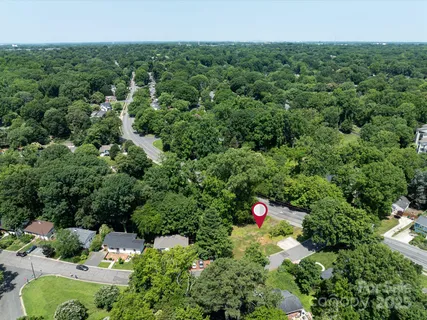 $495,000 | 4800 Valley Stream Road, Charlotte, NC 28209
