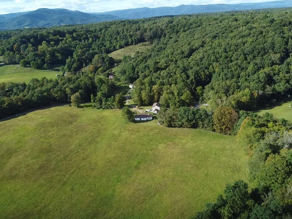 380 Rehm's Mtn Road Renick, WV 24966 - Photo 9 of 41 Gallery Image 9