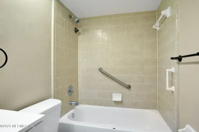 $279,000 | 7318 Amandas Crossing Drive South, Jacksonville, FL 32244