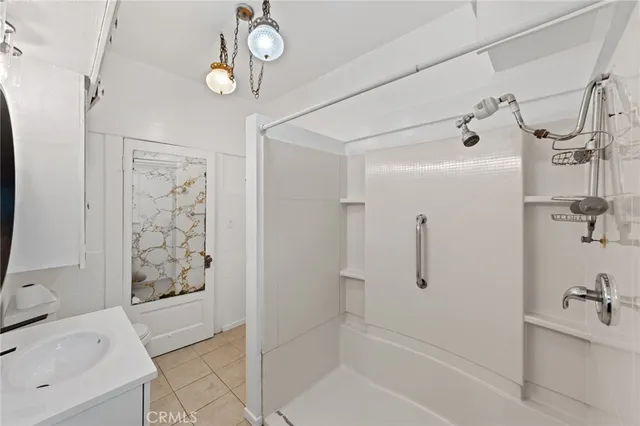 $899,000 | 3959 Denker Avenue, Los Angeles, CA 90062