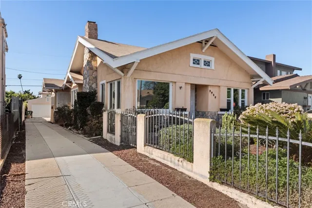 $899,000 | 3959 Denker Avenue, Los Angeles, CA 90062