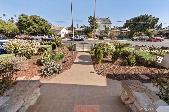 $899,000 | 3959 Denker Avenue, Los Angeles, CA 90062