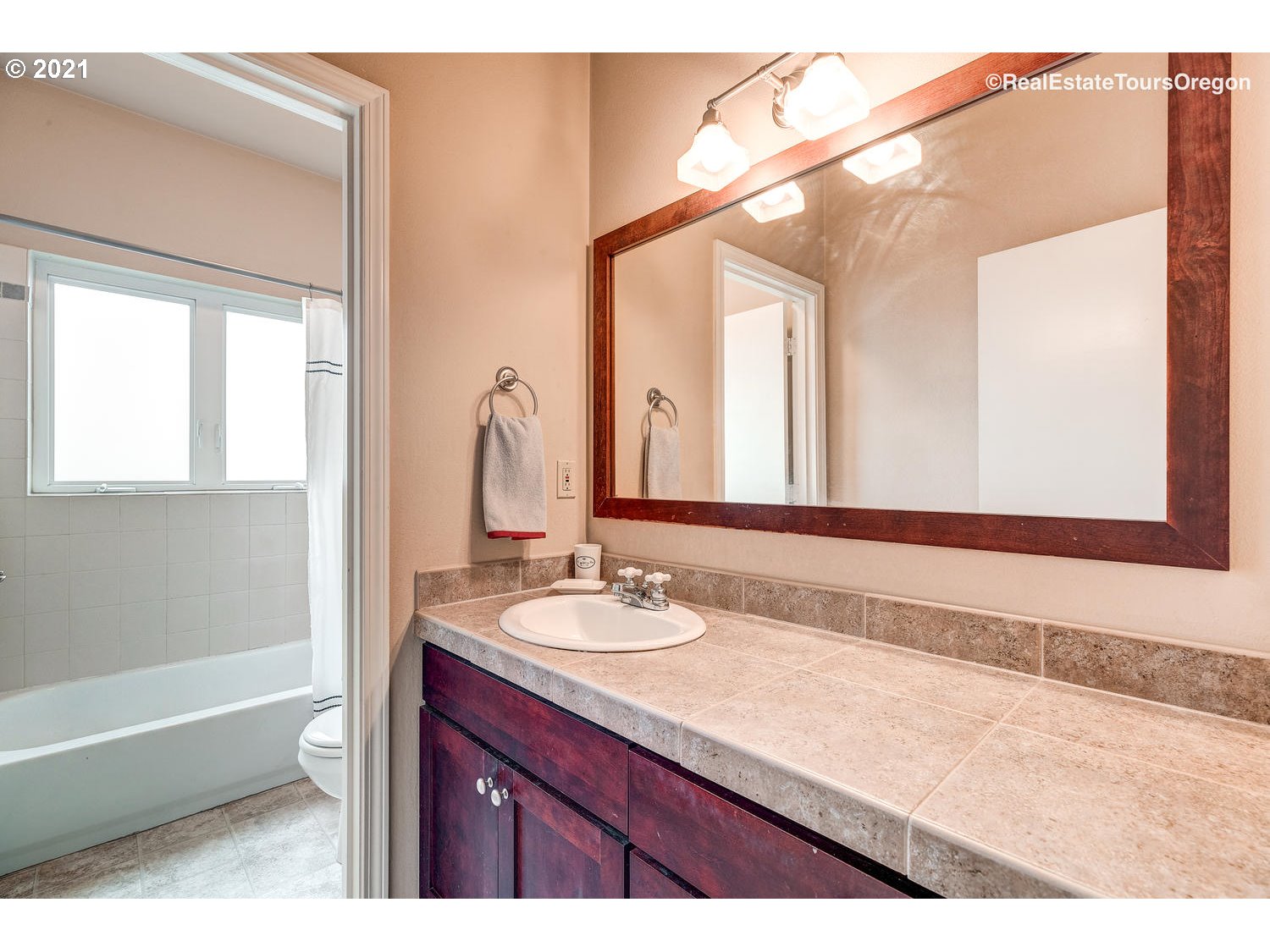 1630 Southwest Montgomery Street, Unit G Portland, OR 97201 - Photo 14 of 24