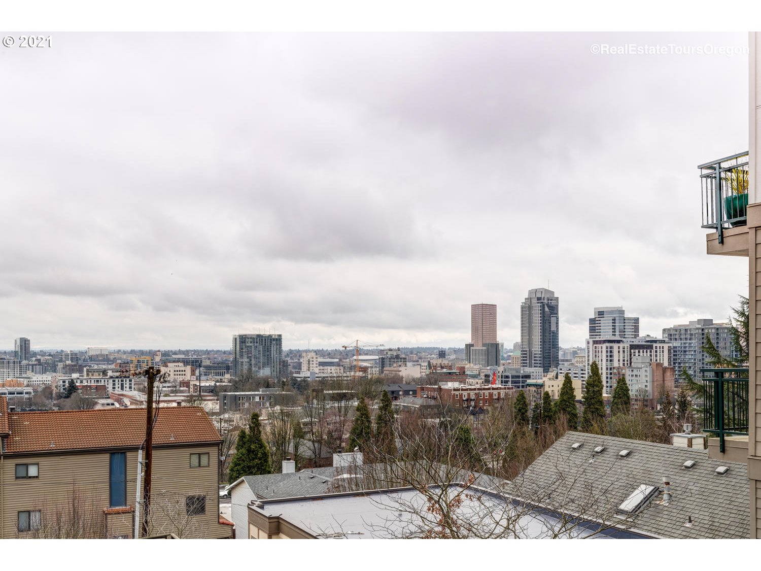 1630 Southwest Montgomery Street, Unit G Portland, OR 97201 - Photo 9 of 24