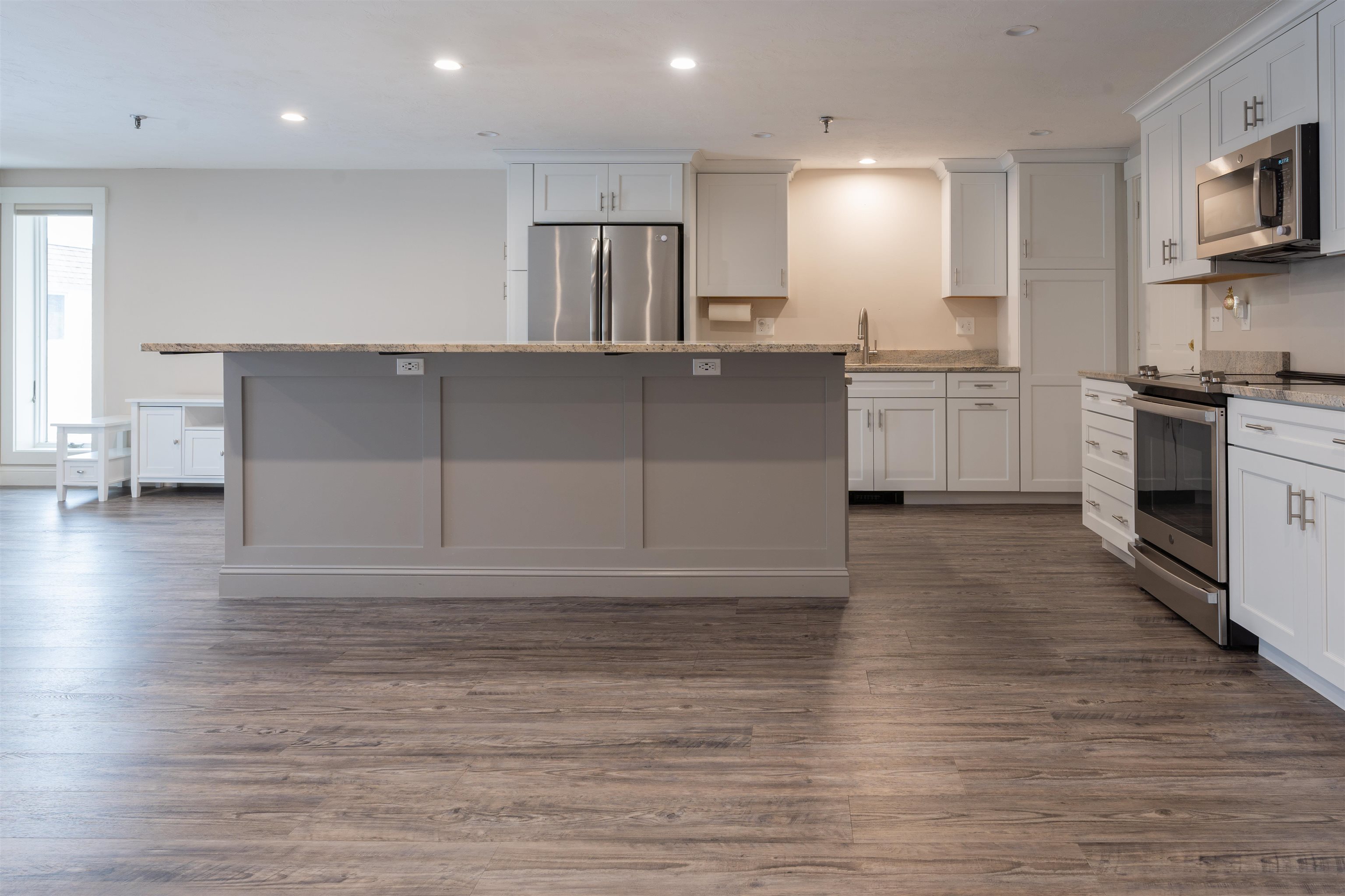 407 Ocean Boulevard, Unit 10 Hampton, NH 03842 - Photo 5 of 26