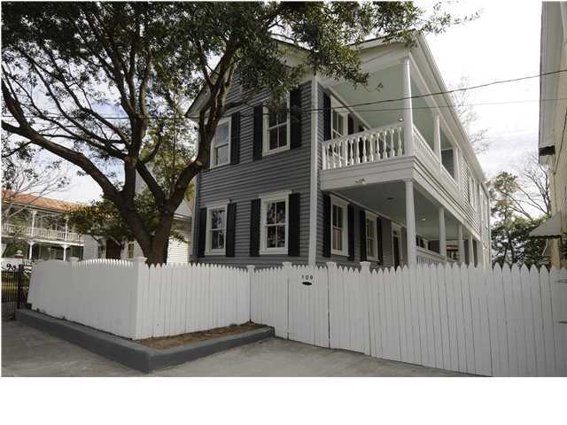 109 Fishburne Street Charleston, SC 29403 - Photo 1 of 4 Primary Photo