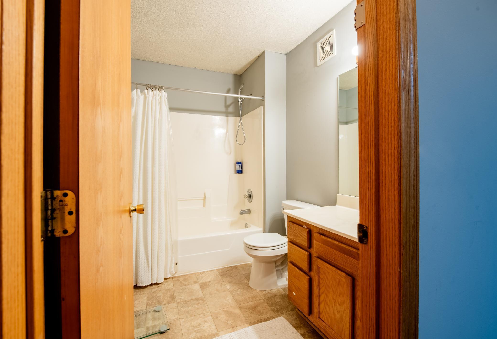 5724 4th Street Northeast Fridley, MN 55432 - Photo 28 of 48