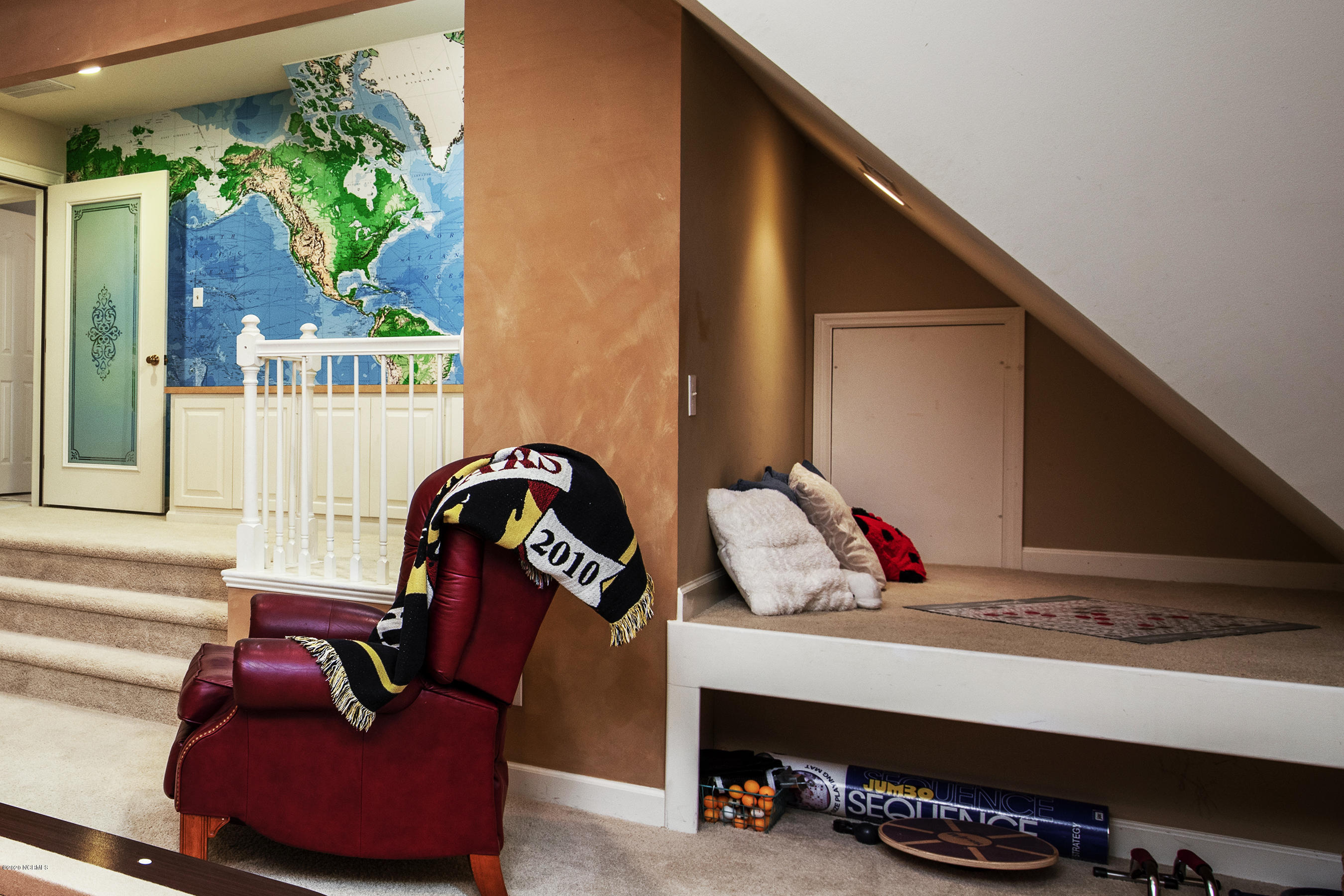 202 Castle Ridge Road New Bern, NC 28562 - Photo 40 of 72 Reading Nook & Storage