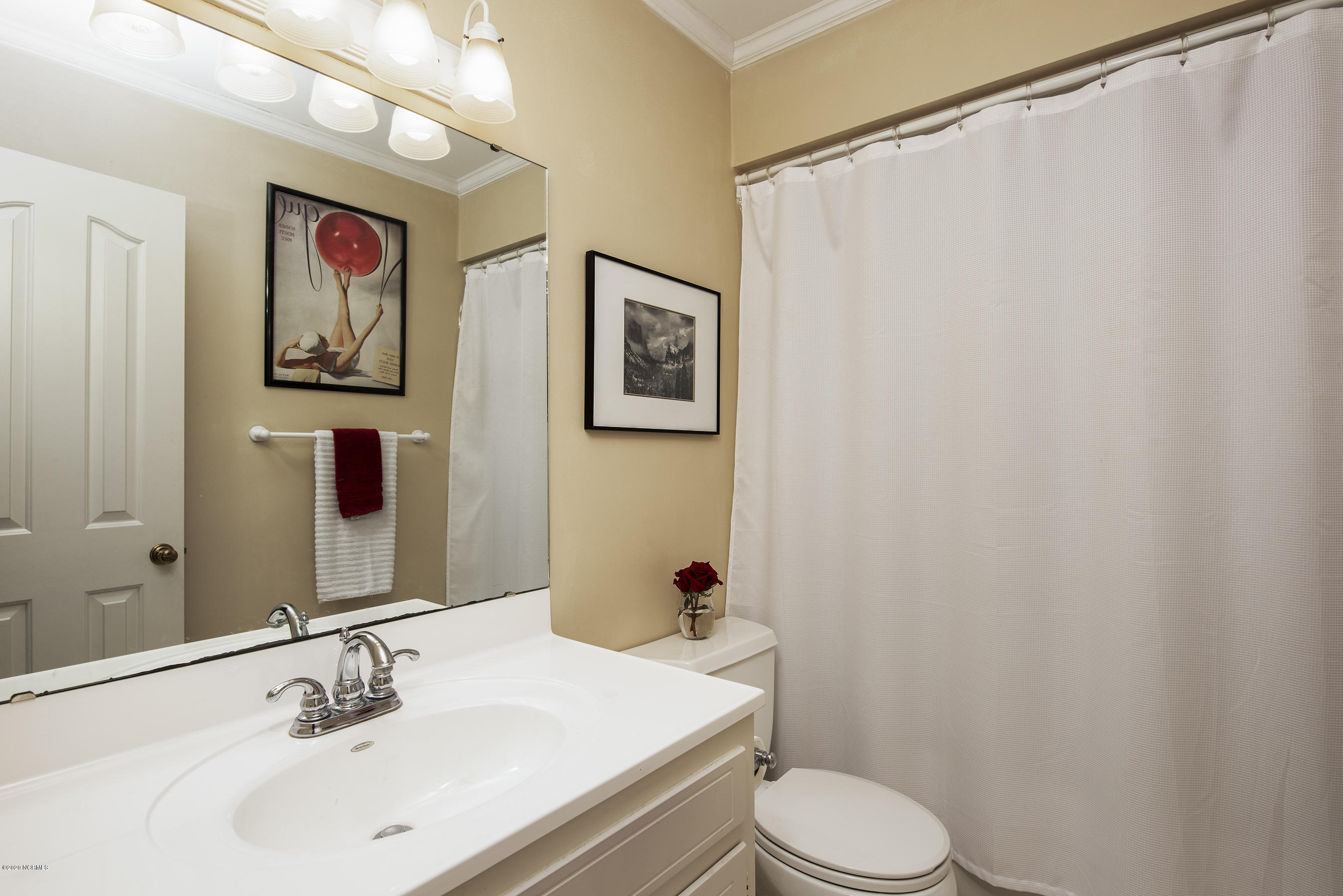 202 Castle Ridge Road New Bern, NC 28562 - Photo 44 of 72 Bathroom For Bedroom 4