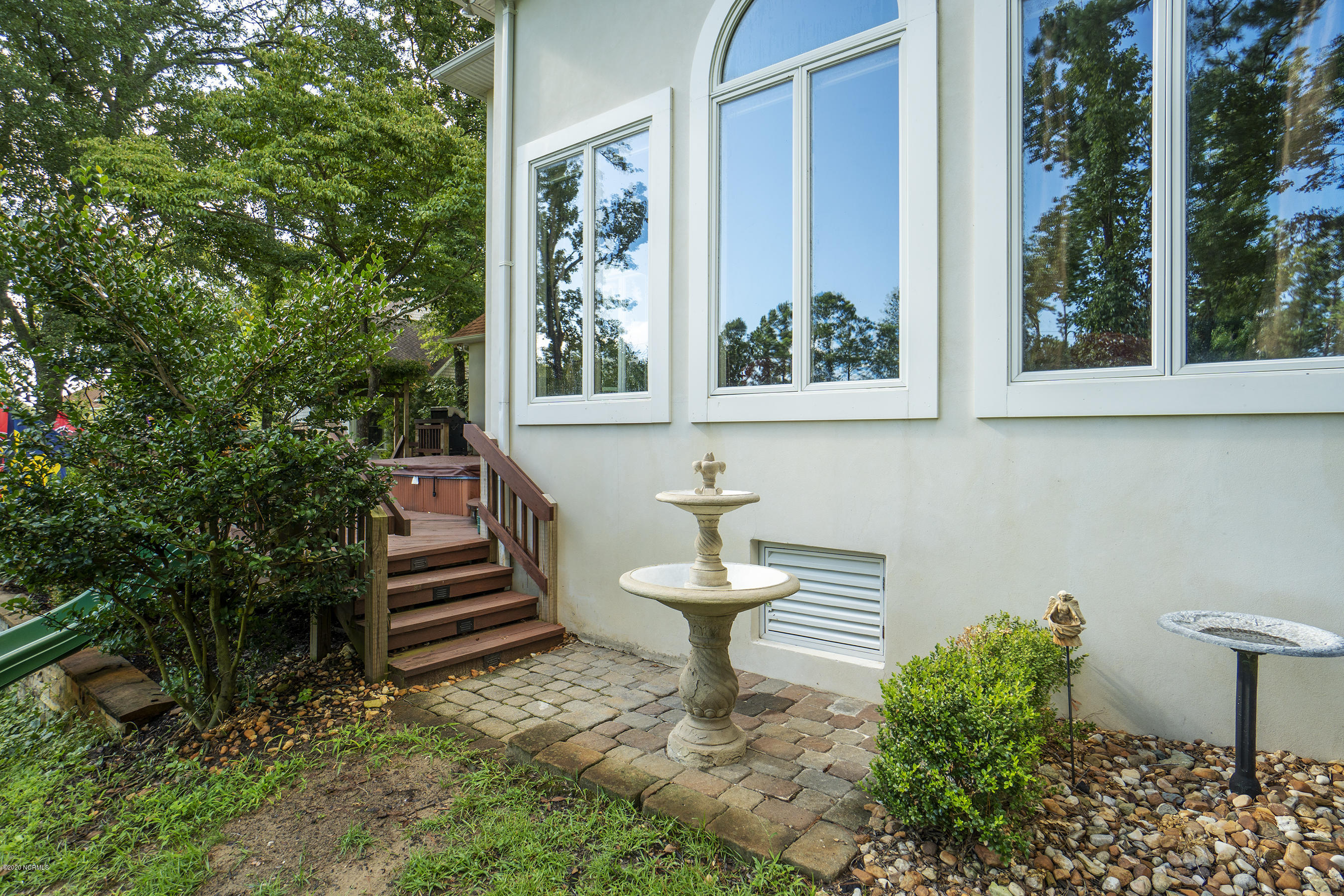 202 Castle Ridge Road New Bern, NC 28562 - Photo 60 of 72 Fountain for Relaxtion