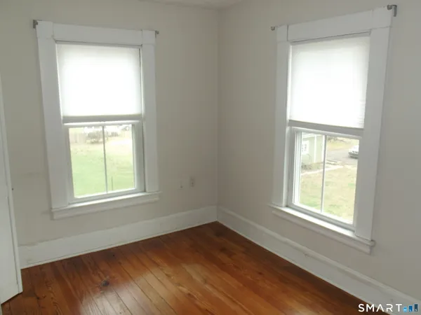 $314,900 | 220 Naubuc Avenue, East Hartford, CT 06118
