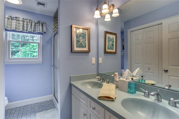 15 Valley Road North Reading, MA 01864 - Photo 24 of 30 Gallery Image 24