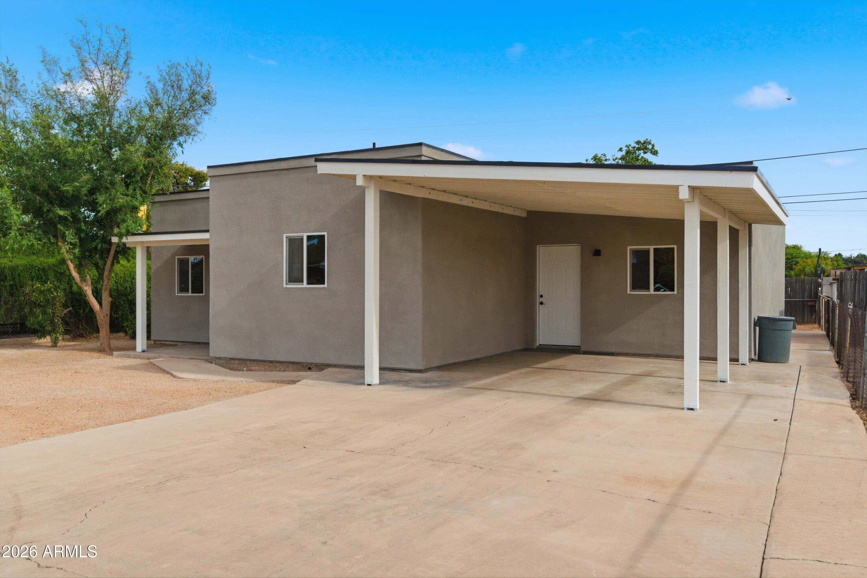 2709 East Phelps Road Phoenix, AZ 85032 - Photo 4 of 36