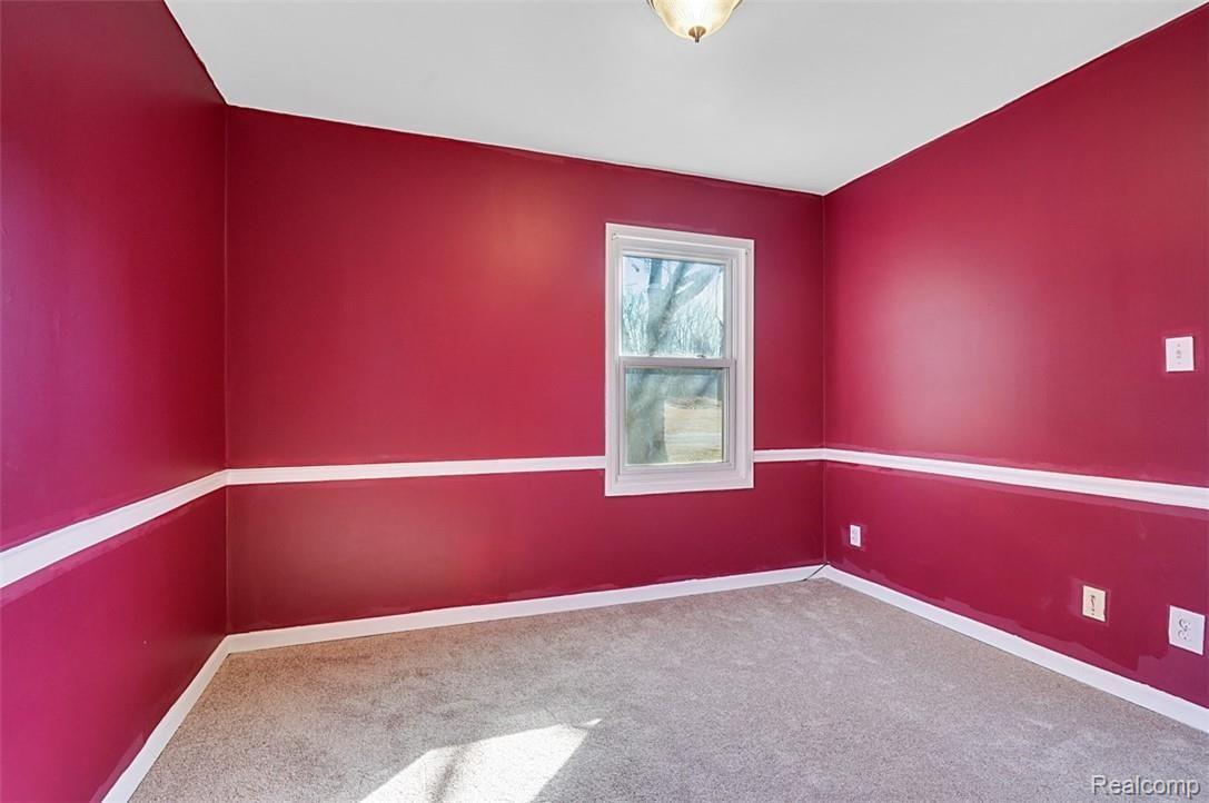 3965 Queensbury Road Lake Orion, MI 48359 - Photo 12 of 22 dsc05607-dsc05609.jpg