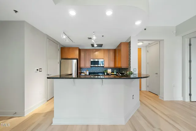 $445,000 | 618 North Boylan Avenue, Unit 400, Raleigh, NC 27603