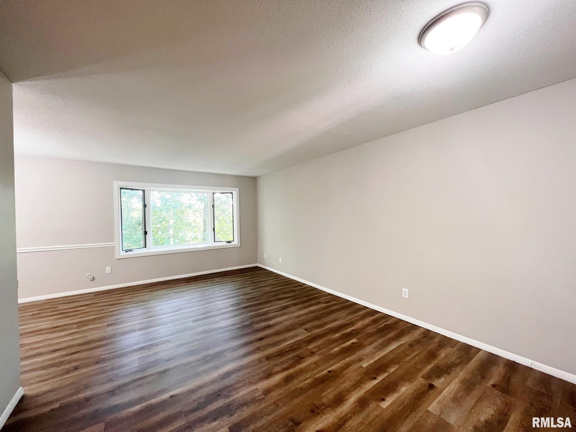 6342 North Allen Road, Unit 28 Peoria, IL 61614 - Photo 15 of 37