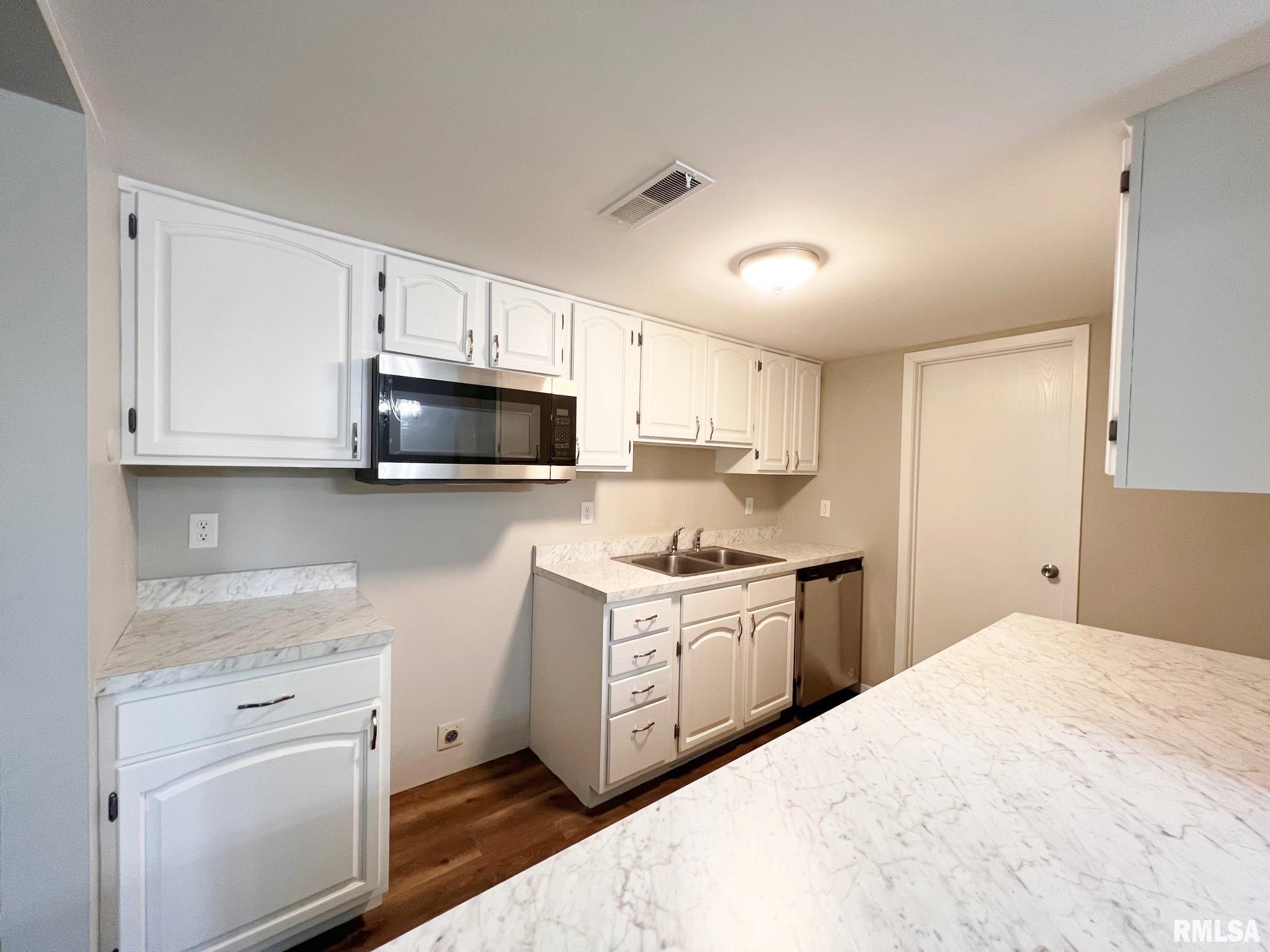 6342 North Allen Road, Unit 28 Peoria, IL 61614 - Photo 20 of 37