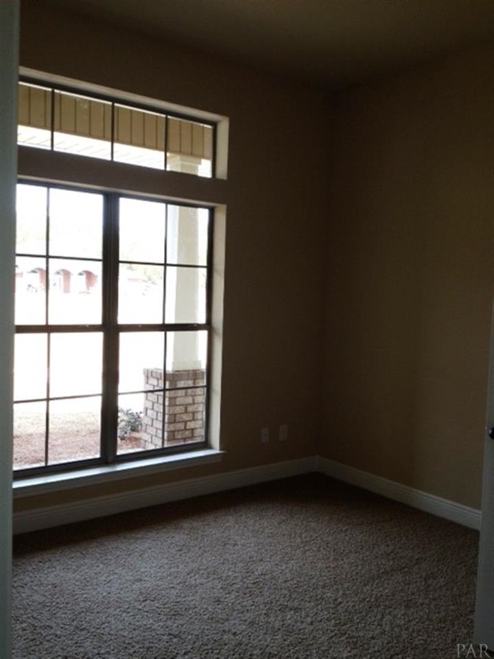 9967 Nichols Lake Road Milton, FL 32583 - Photo 8 of 26 Office/study or possible 5th bedroom!