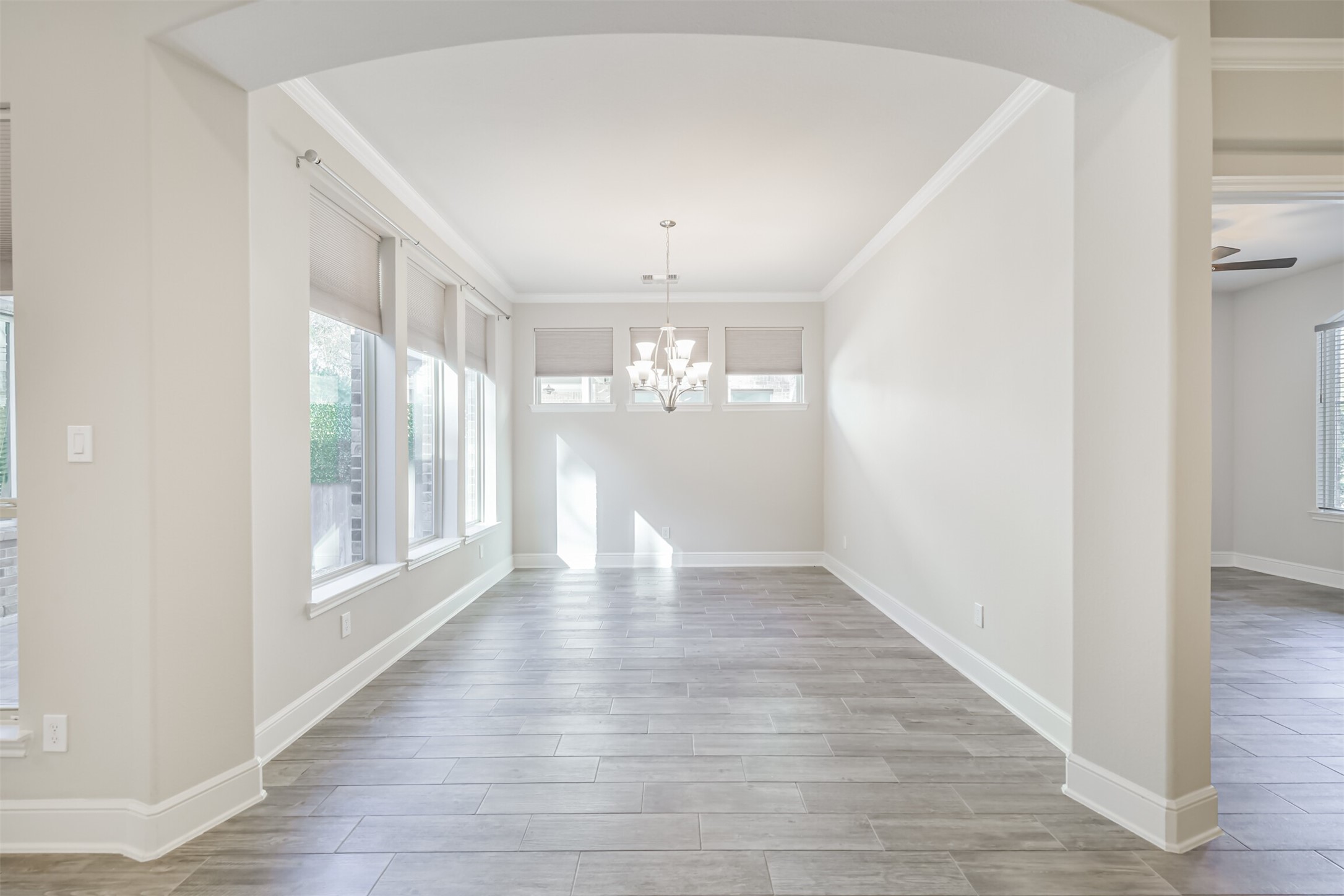 210 Liatris Court Conroe, TX 77304 - Photo 17 of 45