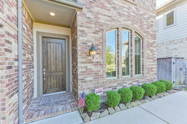 $3,600 | 210 Liatris Court, Conroe, TX 77304