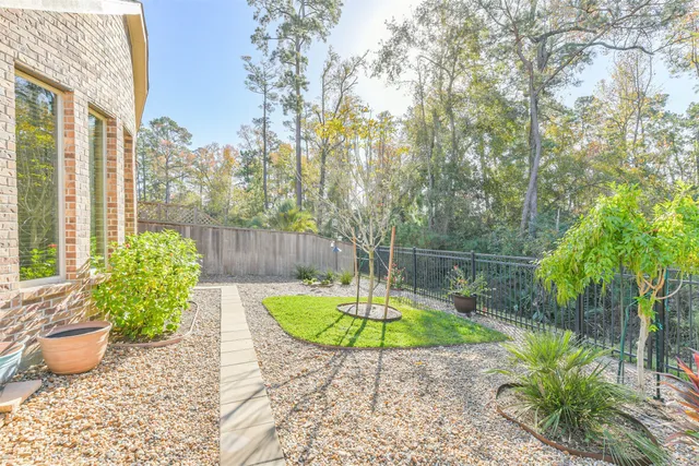 $3,600 | 210 Liatris Court, Conroe, TX 77304