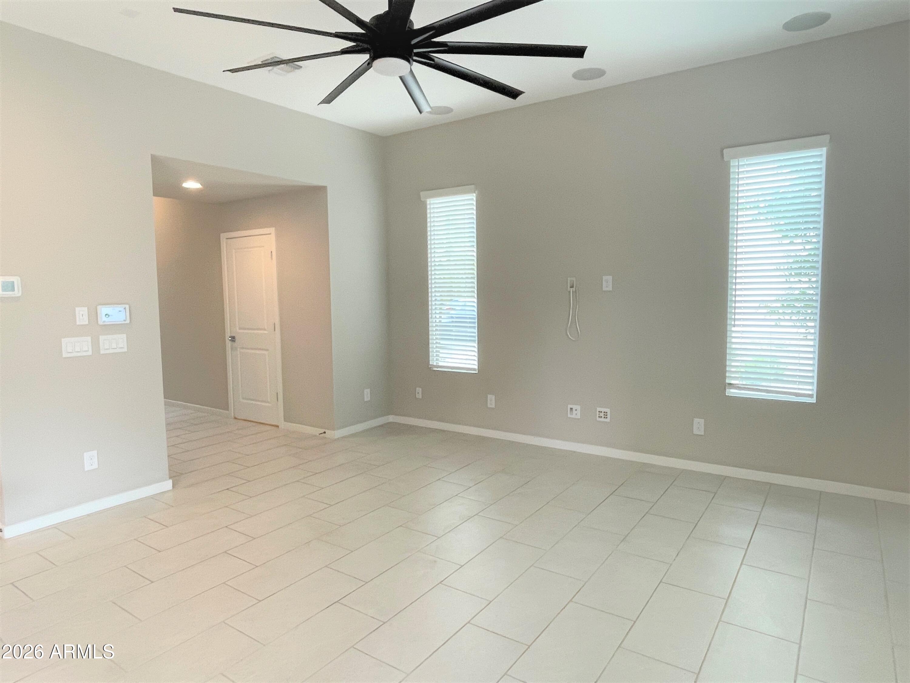 901 South Smith Road, Unit 1047 Tempe, AZ 85281 - Photo 6 of 20 IMG_5928