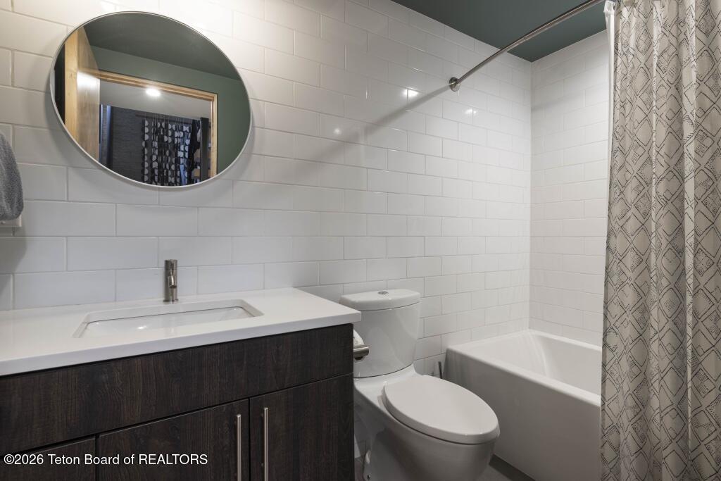 855 Wheatleigh Way Jackson, WY 83001 - Photo 29 of 32 B - Bathroom