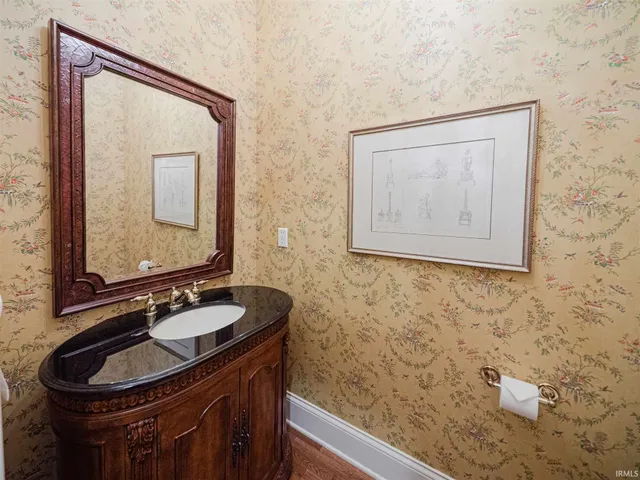 $669,800 | 1521 Larkinwood, Evansville, IN 47715