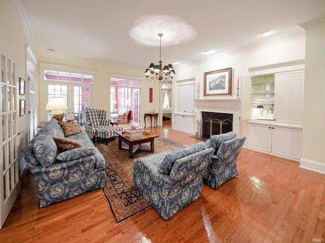 $669,800 | 1521 Larkinwood, Evansville, IN 47715