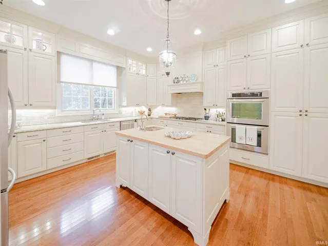 $669,800 | 1521 Larkinwood, Evansville, IN 47715