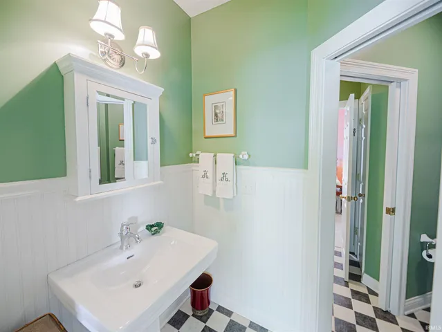 $669,800 | 1521 Larkinwood, Evansville, IN 47715