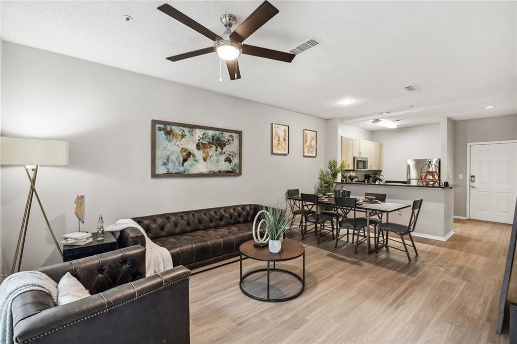 2103 Asbury Square, Unit 3115 Atlanta, GA 30346 - Photo 2 of 17