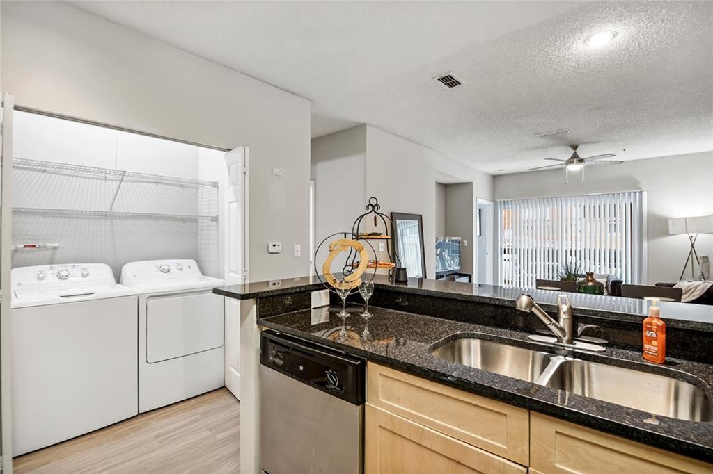 2103 Asbury Square, Unit 3115 Atlanta, GA 30346 - Photo 5 of 17