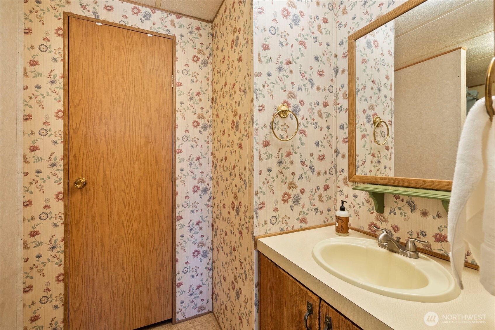 150 East Graham Road Belfair, WA 98528 - Photo 13 of 33