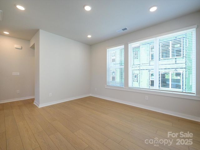 $483,237 | 1104 Bismuth Lane, Charlotte, NC 28211