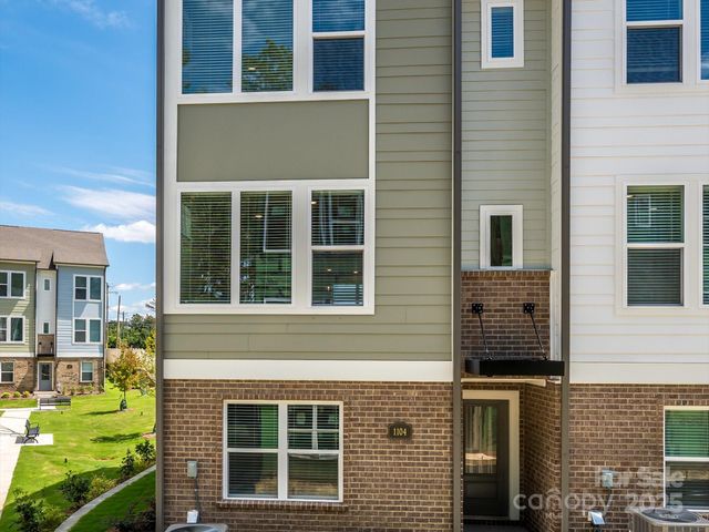 $483,237 | 1104 Bismuth Lane, Charlotte, NC 28211