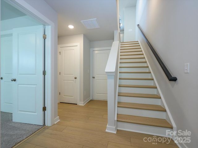 $483,237 | 1104 Bismuth Lane, Charlotte, NC 28211