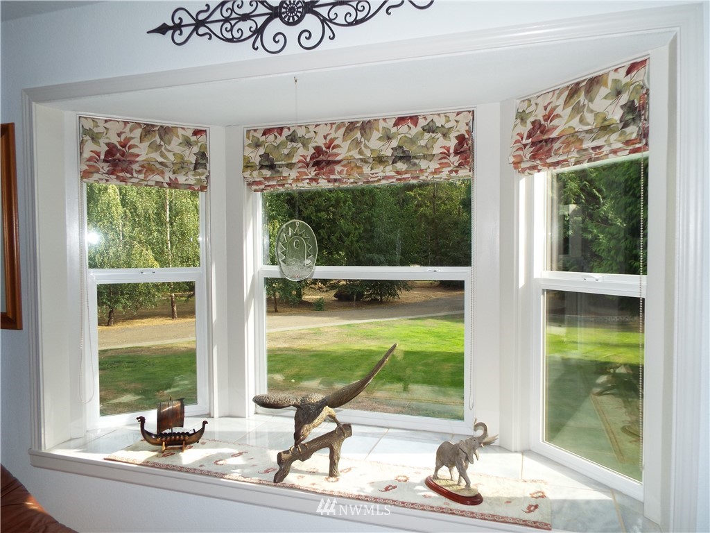 14872 Crescent Valley Road Southeast Olalla, WA 98359 - Photo 12 of 25 Gallery Image 12