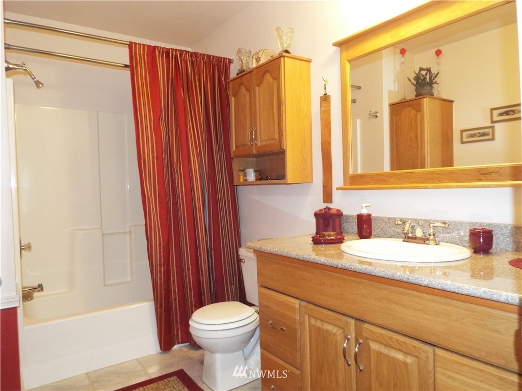 14872 Crescent Valley Road Southeast Olalla, WA 98359 - Photo 23 of 25 Gallery Image 23