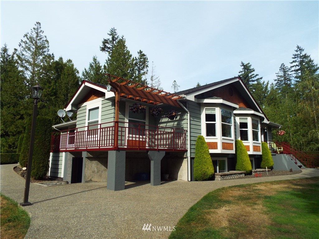 14872 Crescent Valley Road Southeast Olalla, WA 98359 - Photo 4 of 25 Gallery Image 4