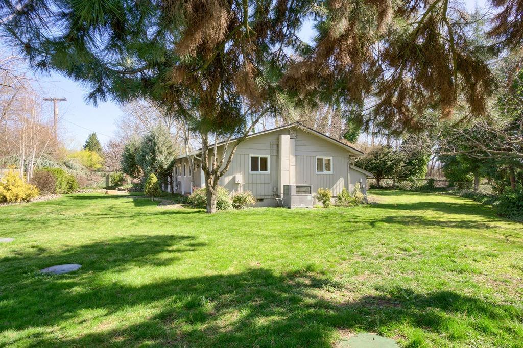 98 East Valley View Road Ashland, OR 97520 - Photo 22 of 35 Additional Photo