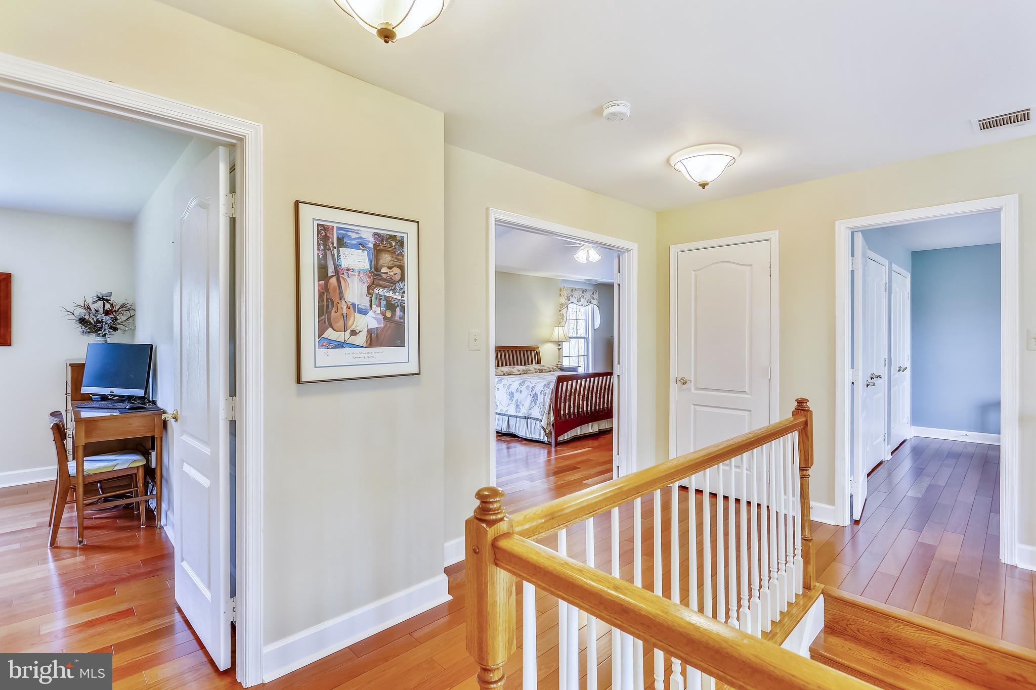 20931 Sunnyacres Road Gaithersburg, MD 20882 - Photo 33 of 83 Upper level hallway has Brazilian hardwood floor