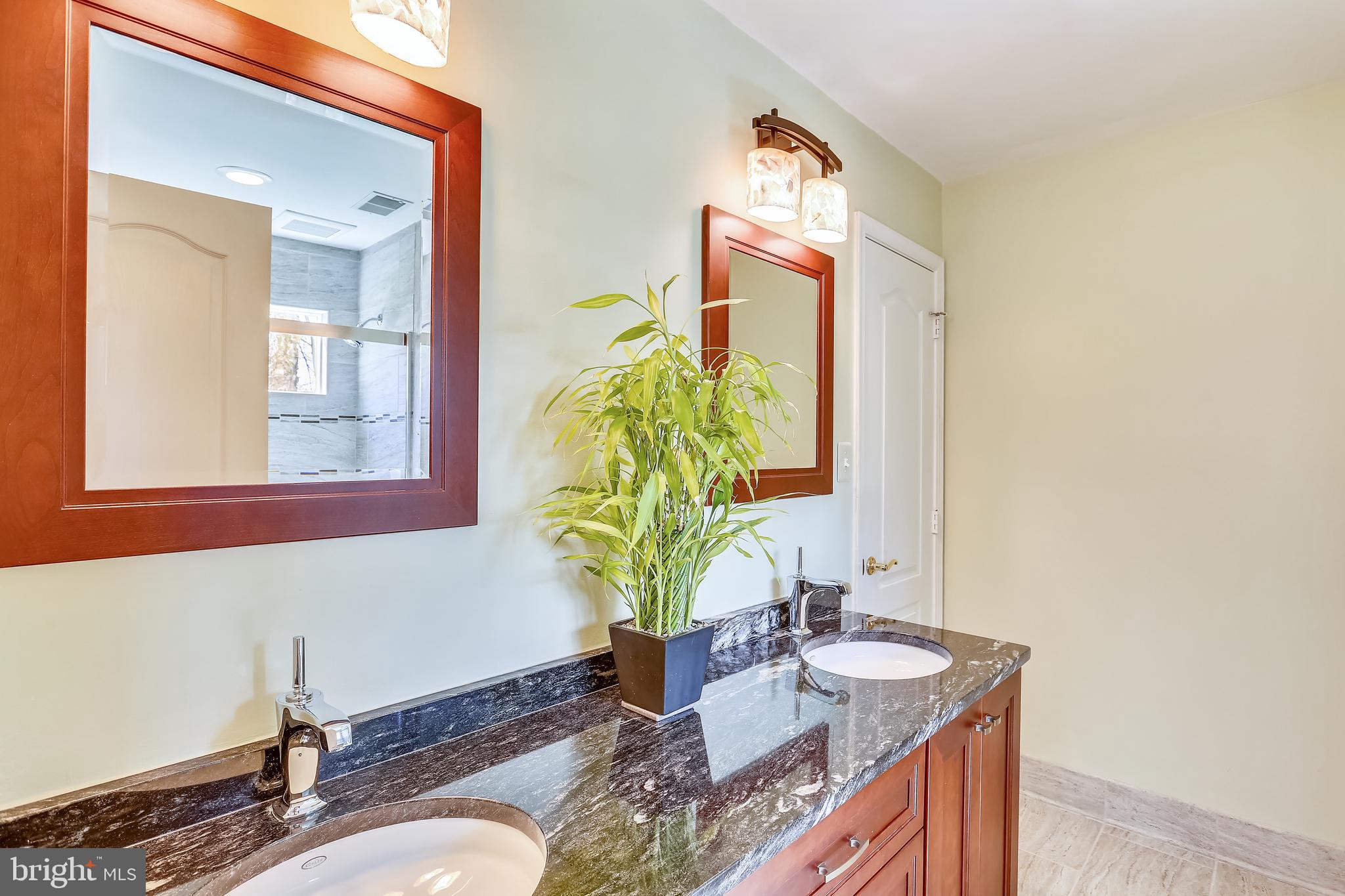 20931 Sunnyacres Road Gaithersburg, MD 20882 - Photo 45 of 83 Updated hall bathroom