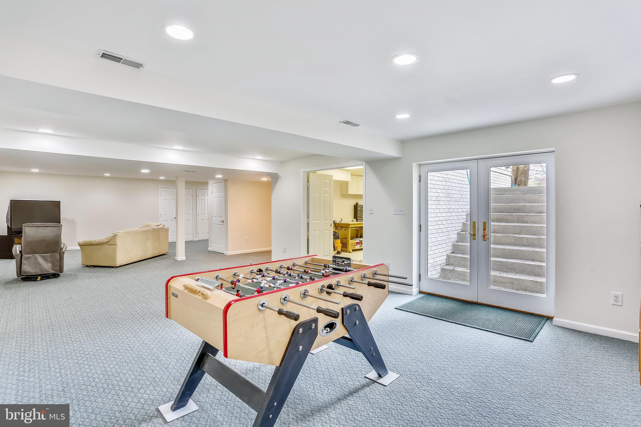 20931 Sunnyacres Road Gaithersburg, MD 20882 - Photo 53 of 83 Recreation room