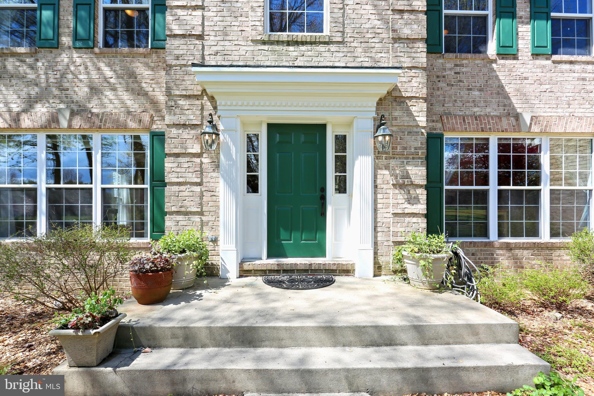 20931 Sunnyacres Road Gaithersburg, MD 20882 - Photo 7 of 83 Front entrance