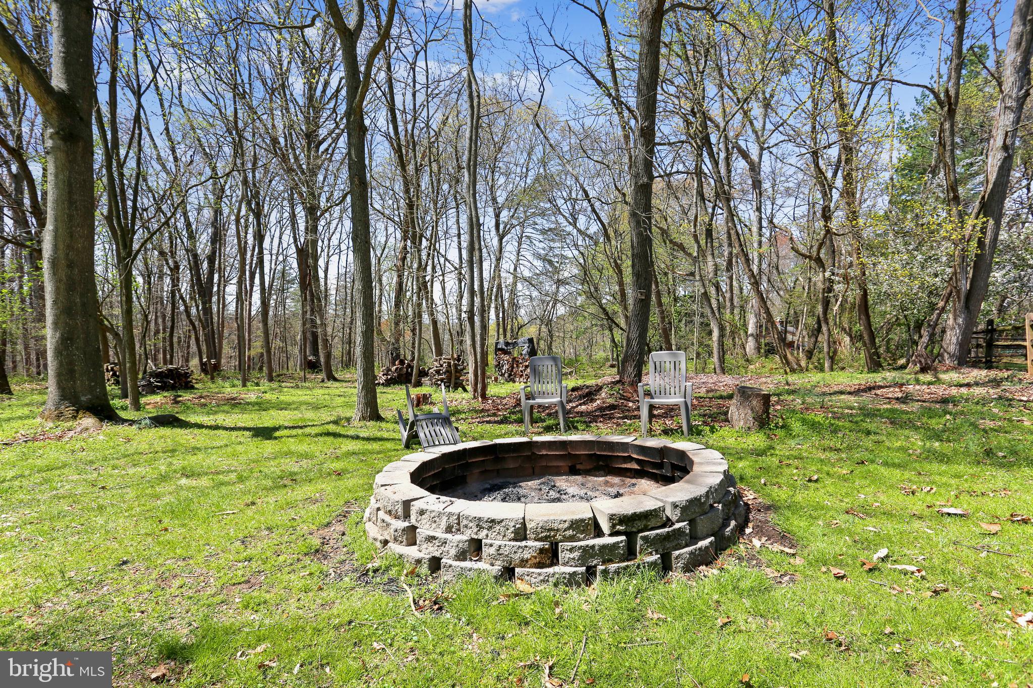 20931 Sunnyacres Road Gaithersburg, MD 20882 - Photo 72 of 83 Fire pit